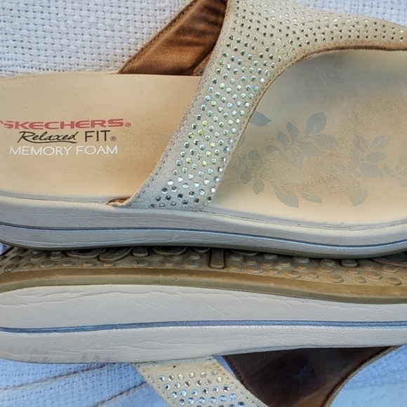 Skechers Memory Foam Sandals 10 - Picture 6 of 11